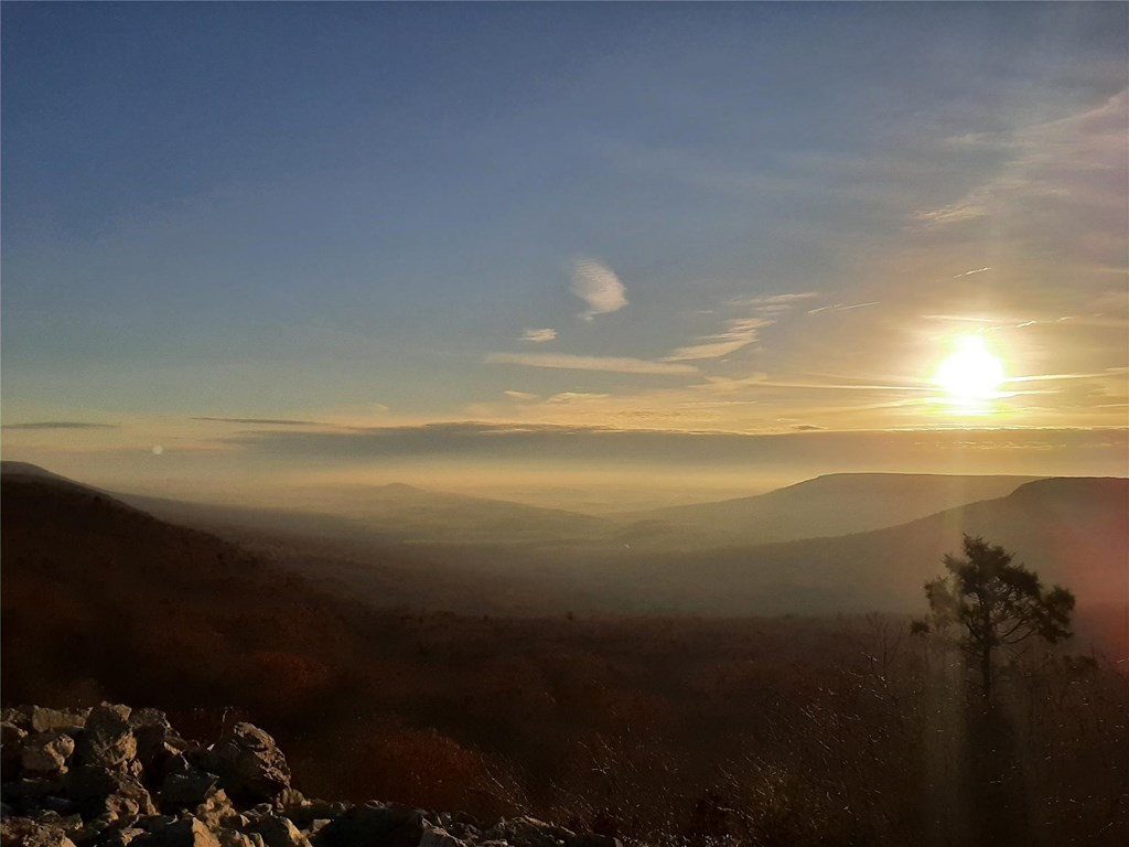 Misty Sunrise from North Lookout, Matt Wlasniewski